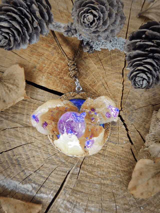 Collier Physalis' féerique bleuté et papillons